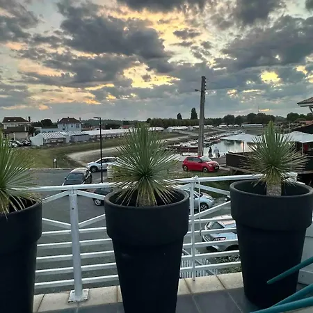 Apartment Roof Piscine Chauffee 7 Pers Wifi La Teste-de-Buch